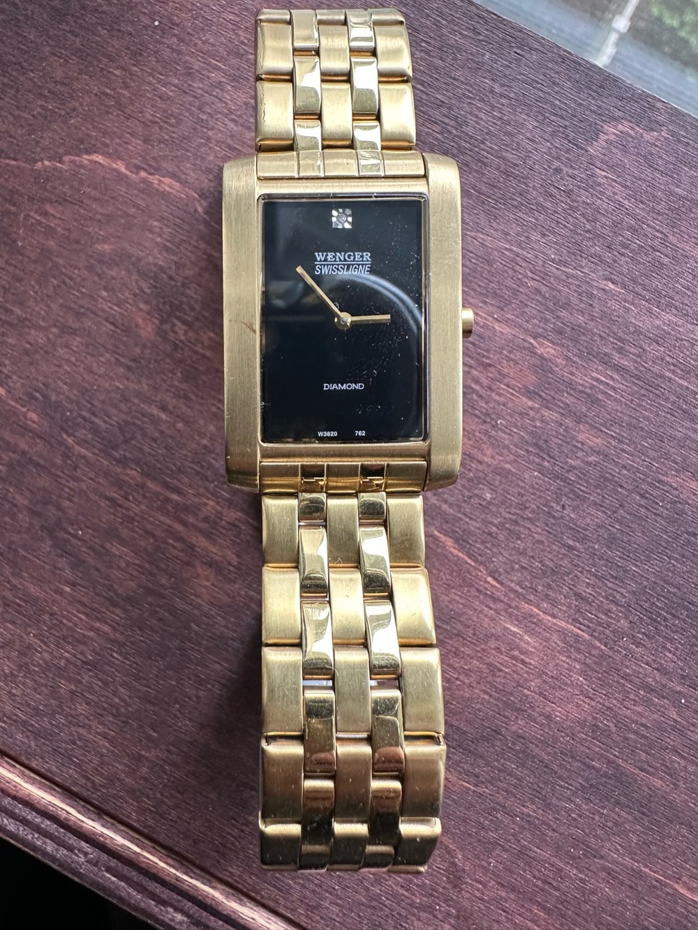 WENGER Swissligne Gold Watch (NEW BATTERY)